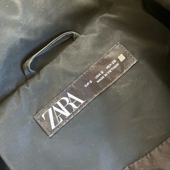 Zara Jacket Women’s Small Black Puffer Coat - Picture 3 of 10